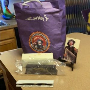 New In Box  EMMET KELLY JR. COIN COLLECTION